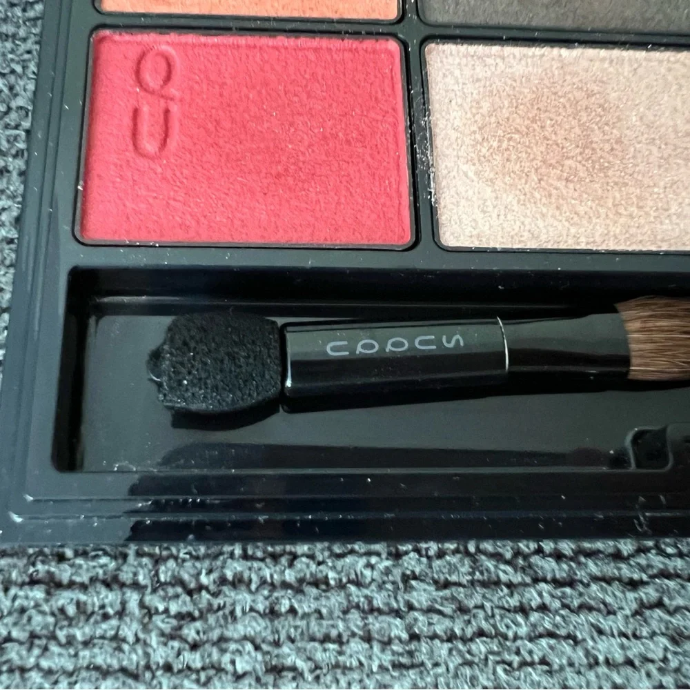 Suqqu Bold Eyeshadow Palette - Red, Pink, Purple, Yellow